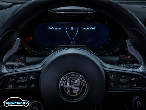 Alfa Romeo Tonale - Lenkrad mit Kombidisplay