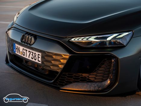 Audi RS e-tron GT - Front Detail