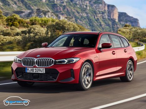 BMW 3er Touring - Facelift - Frontansicht in Fire Red