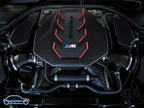 BMW M5 Touring - Der V8 Motor mit 4,4 Litern Hubraum