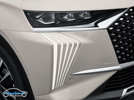 DS 7 Facelift (2022) - Scheinwerfer Detail