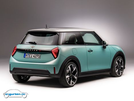 Mini Cooper 3-Türer 2025 - Den dreitürigen Mini, der diesmal den Zusatz Cooper direkt im Namen trägt, gibt es als Verbrenner und elektrische Version.