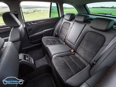 Skoda Superb Combi Facelift 2014 - Rücksitze