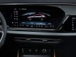 Audi A5 Limousine (2025) - Beim Infodisplay in der Mitte hat Audi sich diesmal für einen in der Konsole integrierten Bildschirm entschieden. Freistehend ist also out.