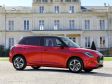 Suzuki Swift 2025 - Seitenansicht rot