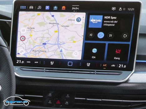 VW Golf 8 Facelift 2024 - Infodisplay - Mittelkonsole