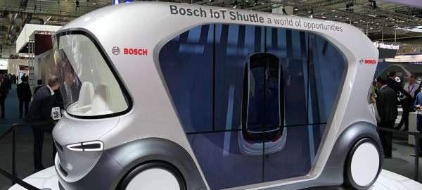 Sowohl auf der IAA 2017 als auch 2019 (hier im Bild) wurden bereits autonome Shuttles vorgestellt. Bild: angurten.de