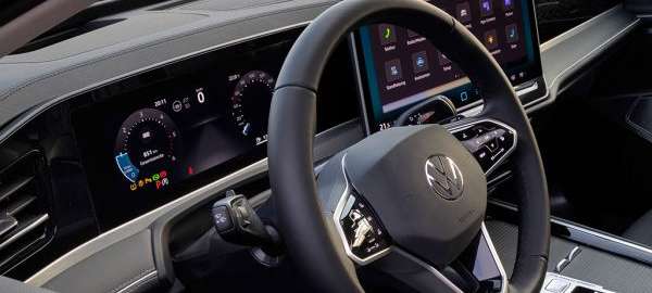 Ein Blick in den Innenraum des neuen VW Passat 9 Variant. Bild: Volkswagen