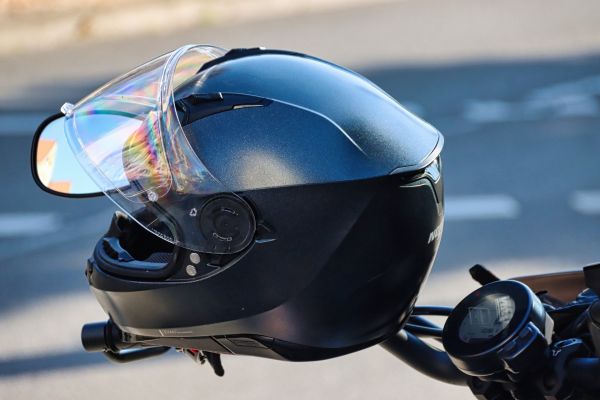Ein sicherer Motorradhelm ist nicht mehr wegzudenken - und Pflicht. - Foto: pixabay.com